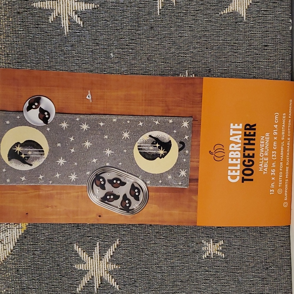 Halloween Gray Glitter Runner 23 X 36"